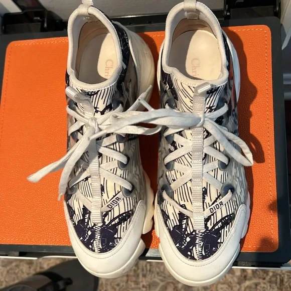 Authentic dior sneaker US 38 - Picture 9 of 10